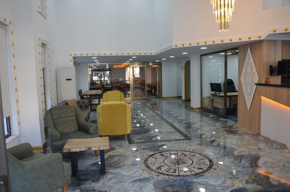 Piyes Otel 10