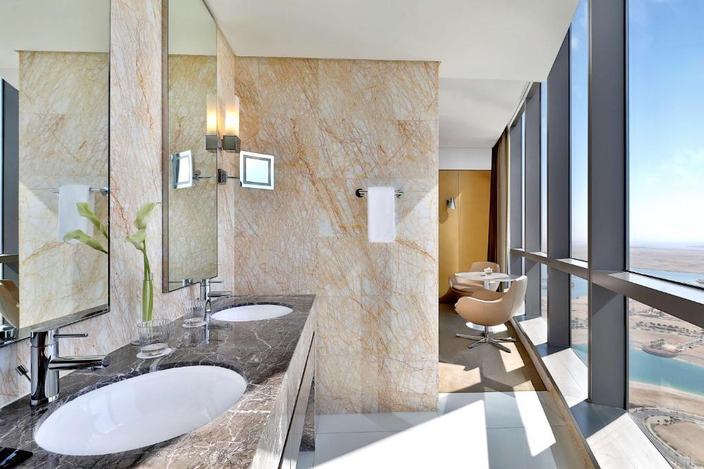 Conrad Abu Dhabi Etihad Towers 8