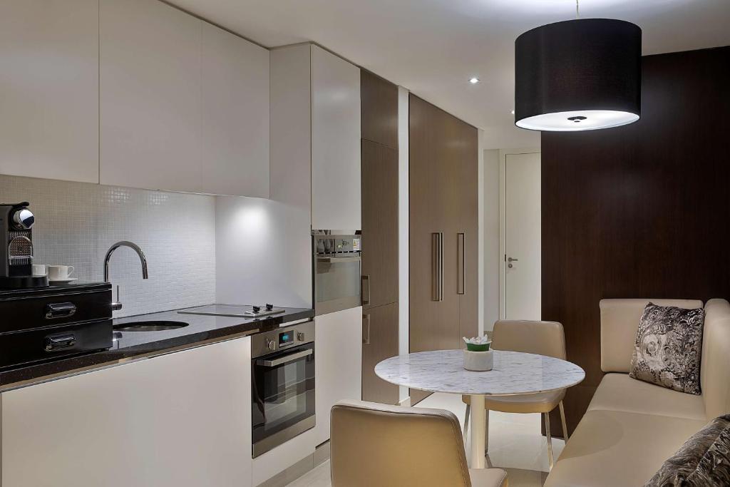 Conrad Abu Dhabi Etihad Towers 16