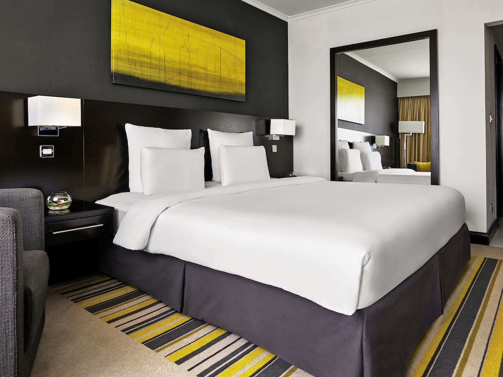 Pullman Dubai Creek City Centre 11