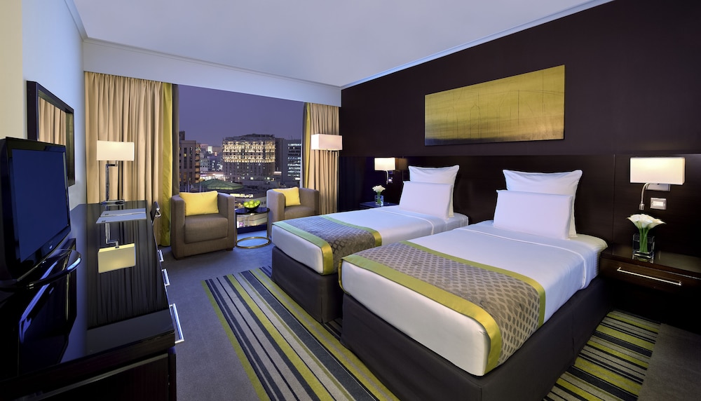 Pullman Dubai Creek City Centre 9