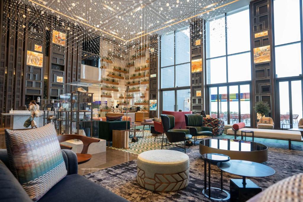 Hyatt Centric Jumeirah Dubai 4