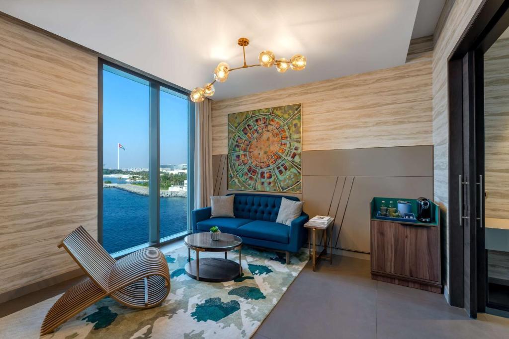Hyatt Centric Jumeirah Dubai 8