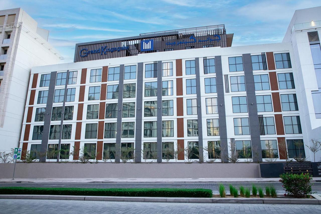Grand Kingsgate Waterfront By Millennium Hotels 1