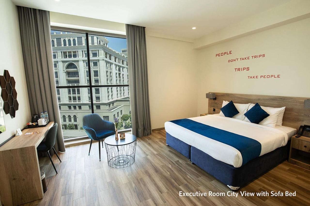 Grand Kingsgate Waterfront By Millennium Hotels 3