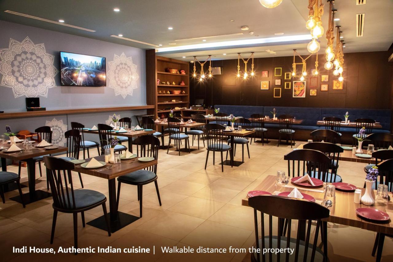 Grand Kingsgate Waterfront By Millennium Hotels 12