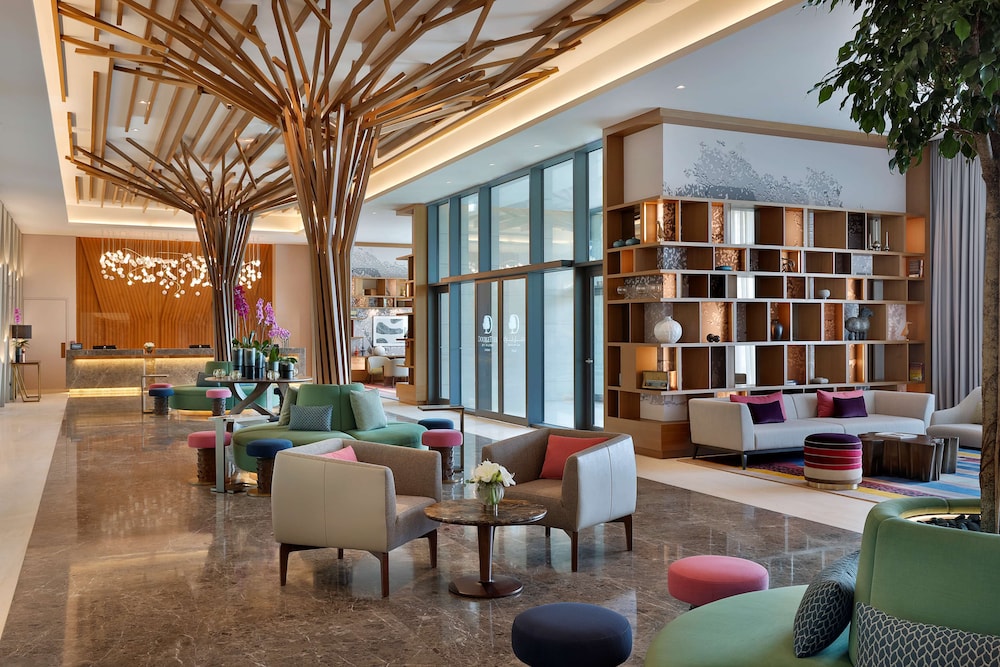 DoubleTree by Hilton Sharjah Waterfront Hotel & Residences 1