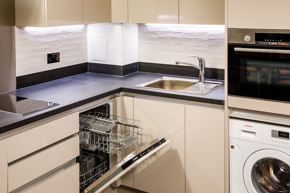 Aparthotel Adagio London Sutton Point 13
