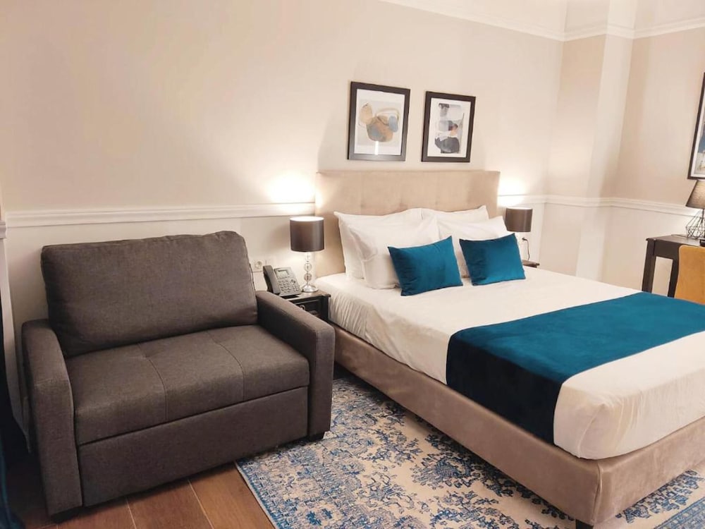 Classic Hotel by Athens Prime Hotels 20