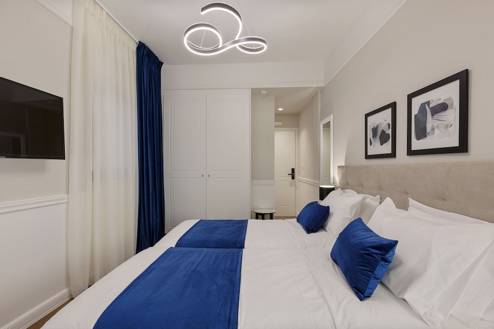 Classic Hotel by Athens Prime Hotels 15