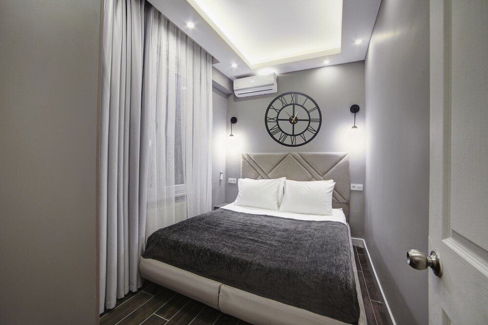 Walton Gardens Pera 22