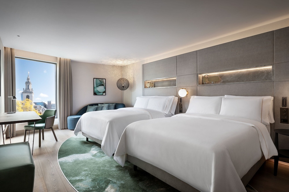 The Westin London City 8
