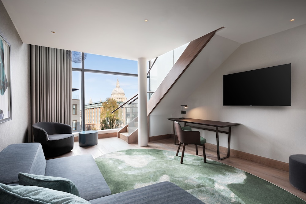 The Westin London City 5