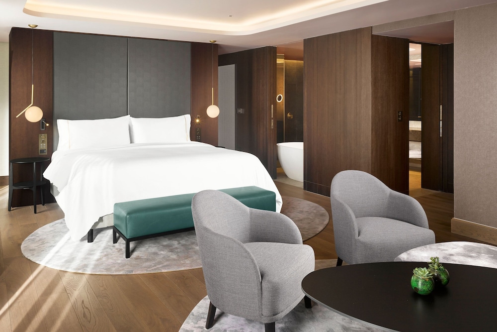 The Westin London City 11