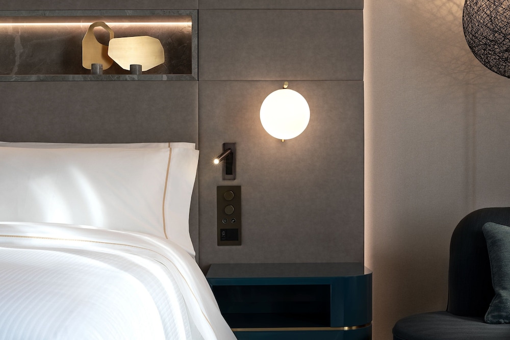 The Westin London City 6