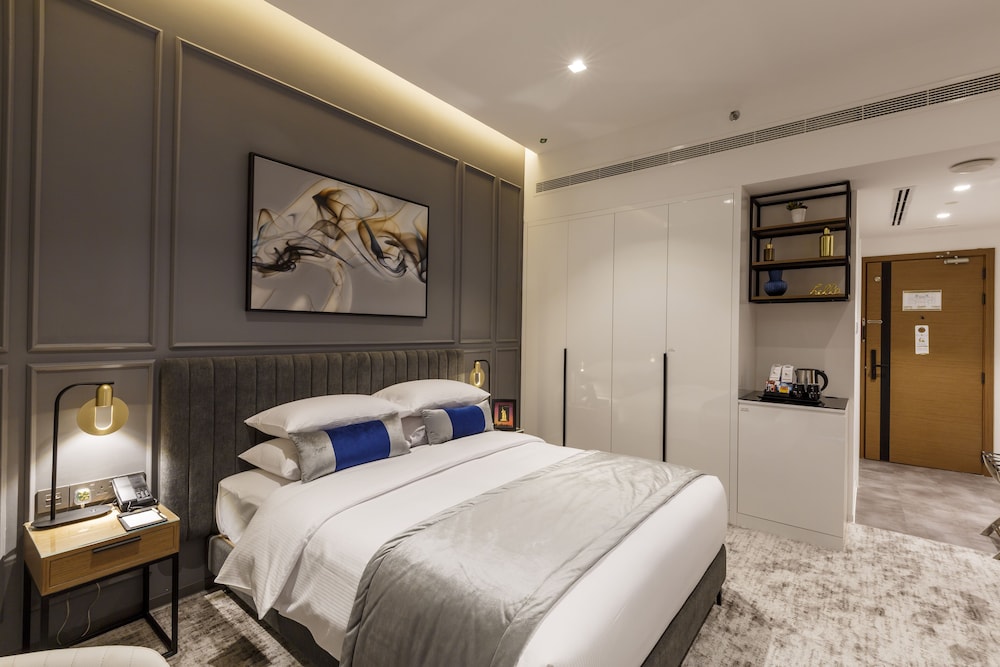 Rose Executive Hotel – DWTC 15
