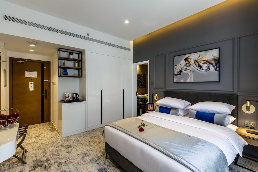 Rose Executive Hotel – DWTC 13