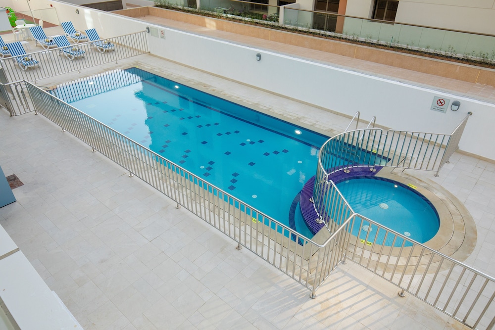 Rose Executive Hotel – DWTC 24