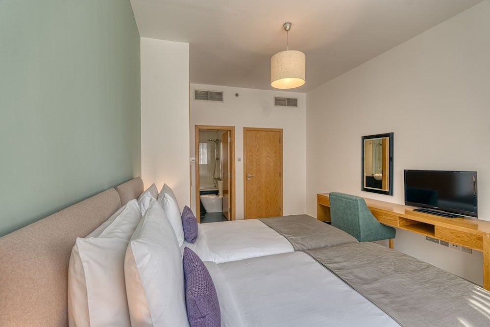 Grand Heights Dubai Hotel Apartments 4