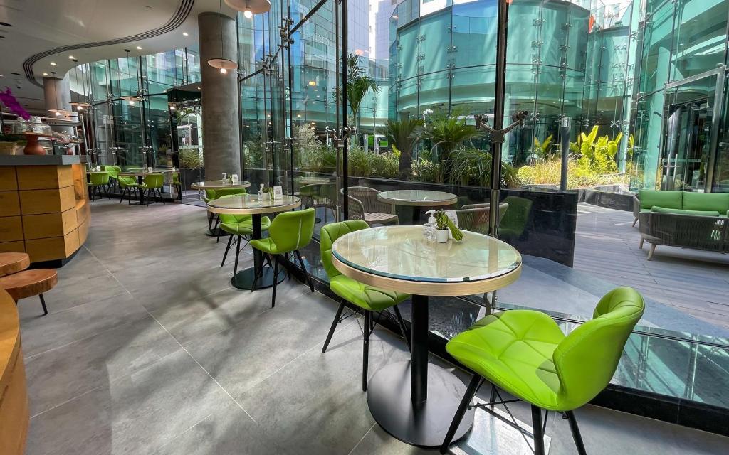 Al Khoory Sky Garden Hotel 14
