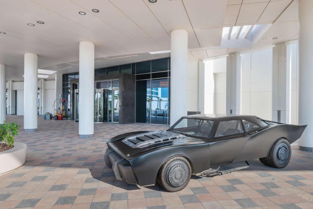 The WB Abu Dhabi, Curio Collection by Hilton 3