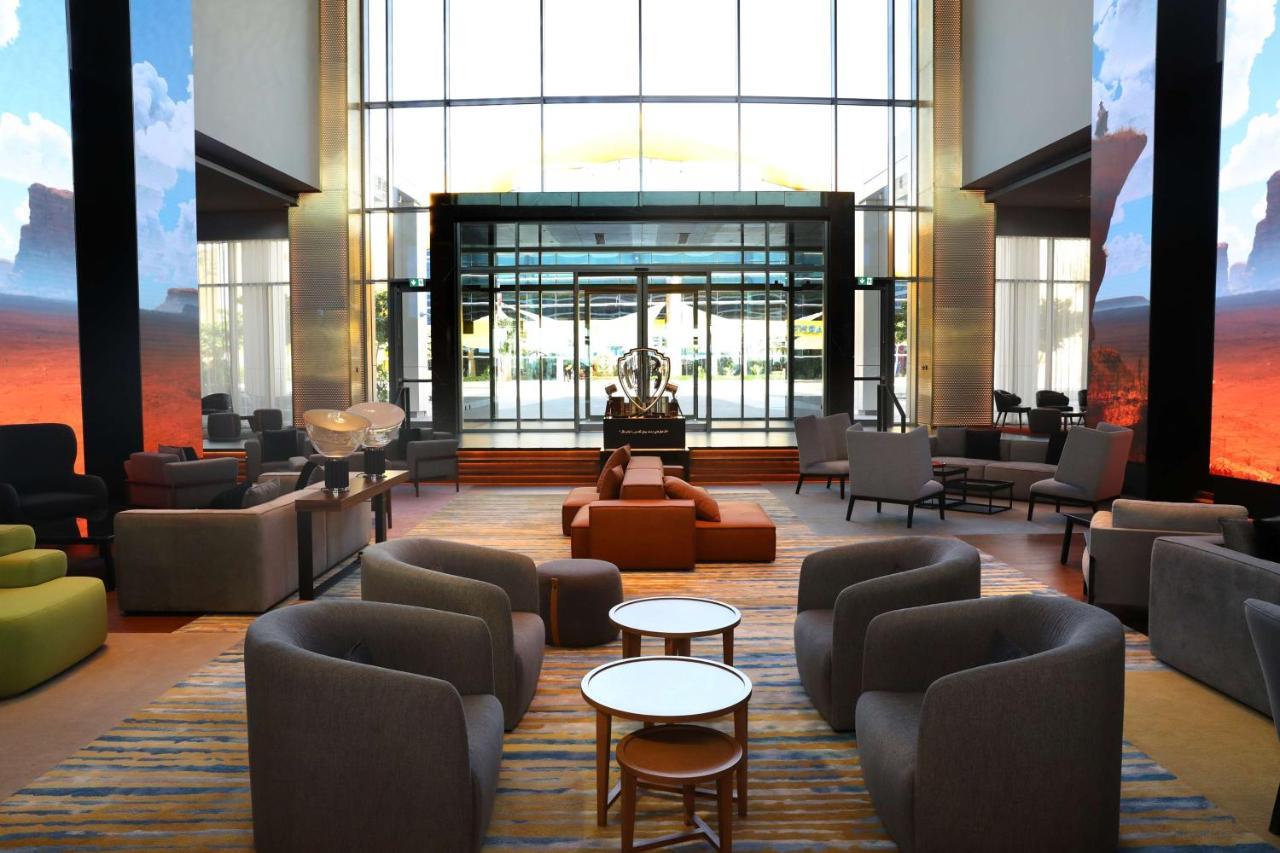 The WB Abu Dhabi, Curio Collection by Hilton 4