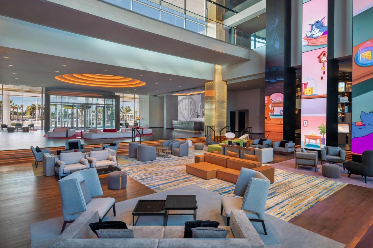 The WB Abu Dhabi, Curio Collection by Hilton 6