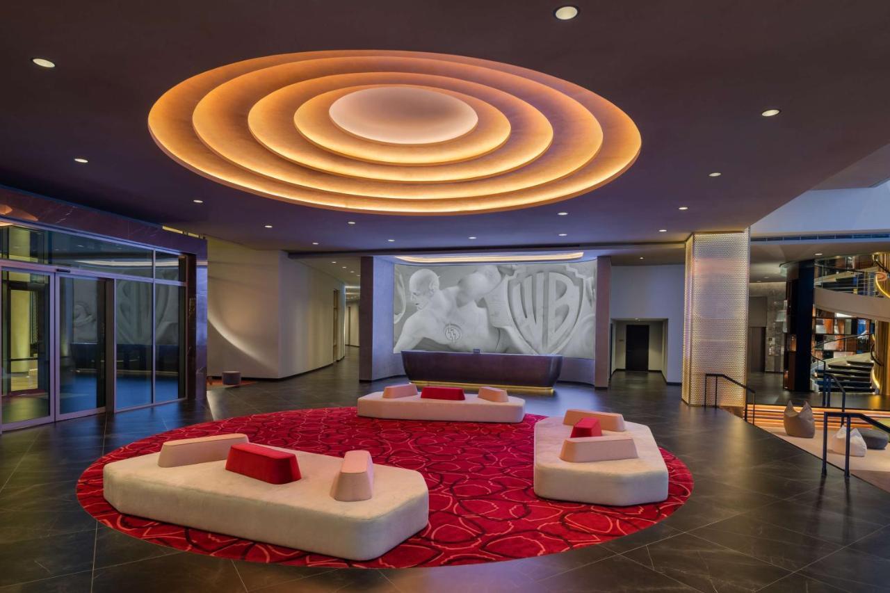 The WB Abu Dhabi, Curio Collection by Hilton 8