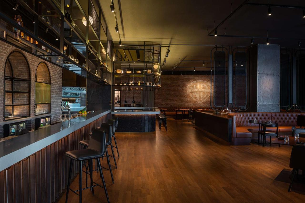The WB Abu Dhabi, Curio Collection by Hilton 17