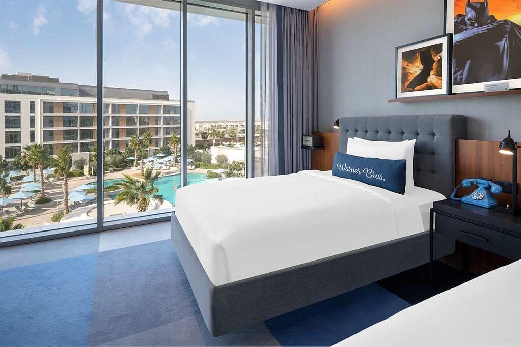 The WB Abu Dhabi, Curio Collection by Hilton 21