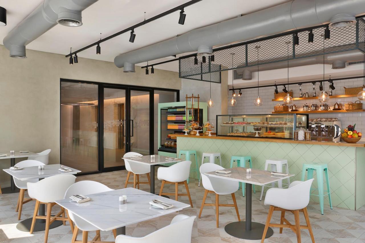 DoubleTree by Hilton Abu Dhabi Yas Island Residences 10