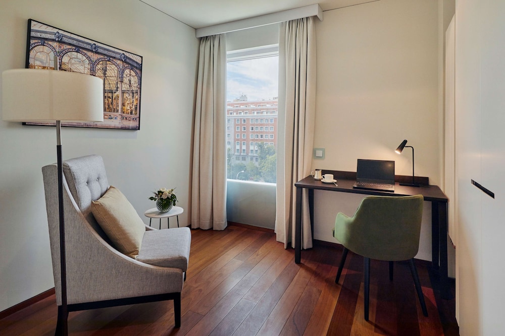 Hyatt Regency Madrid Residences 9