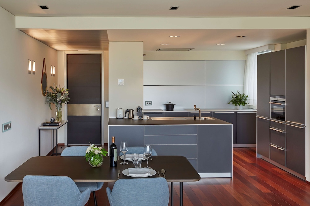 Hyatt Regency Madrid Residences 19