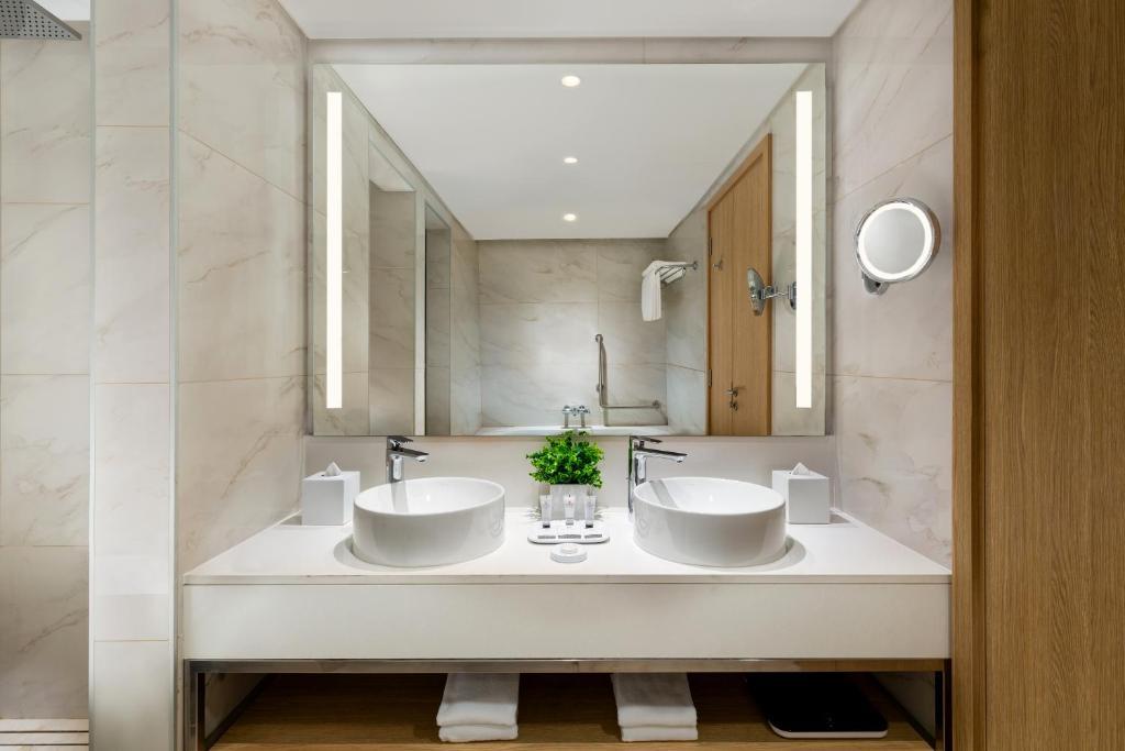 Millennium Place Mirdif Hotel 3