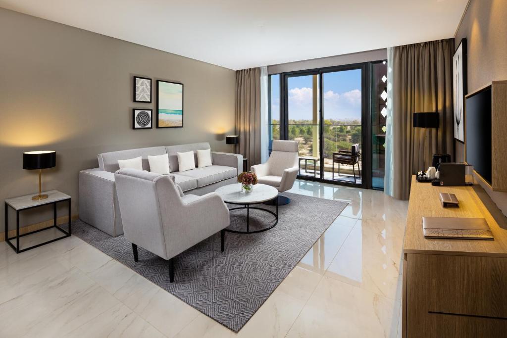 Millennium Place Mirdif Hotel 5