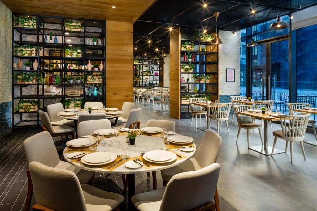 Millennium Place Mirdif Hotel 13