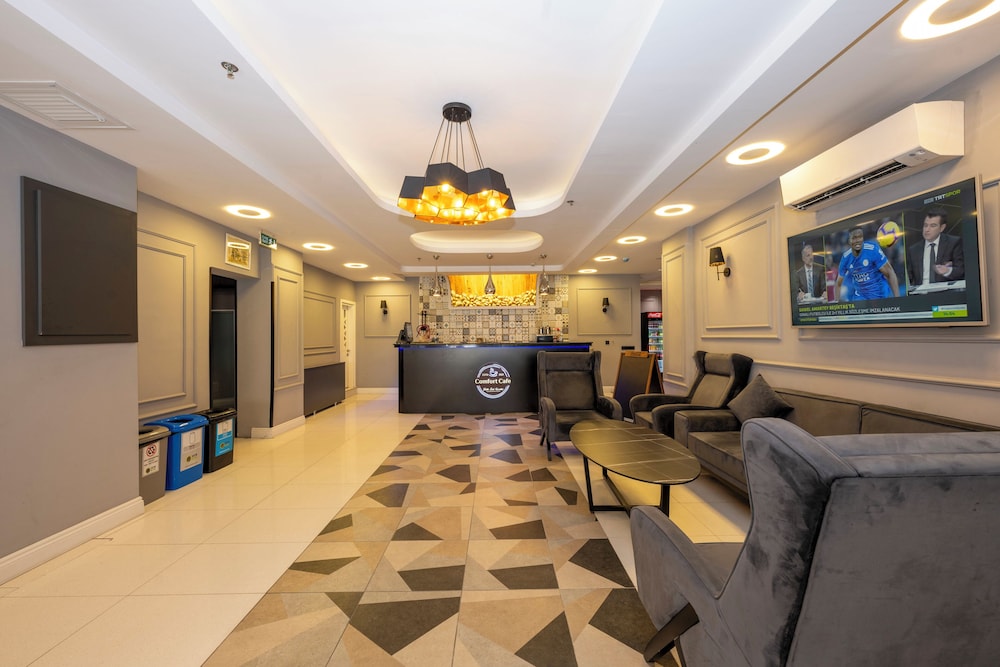 Comfort Suites Hotel 6
