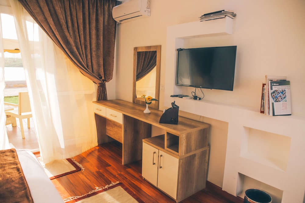 Jewel Maadi Cabins and Club 12