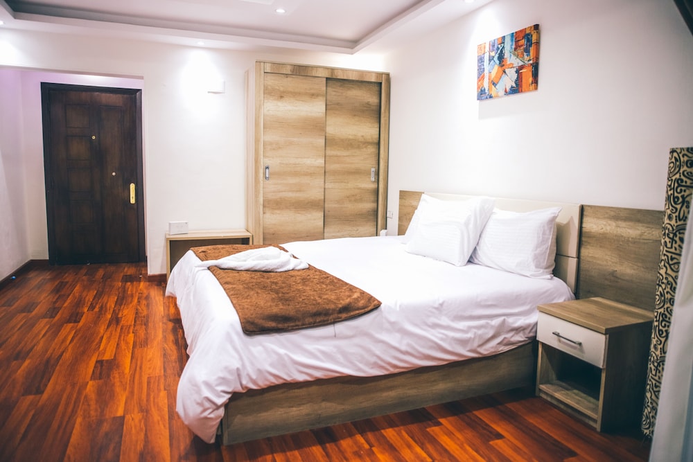 Jewel Maadi Cabins and Club 18