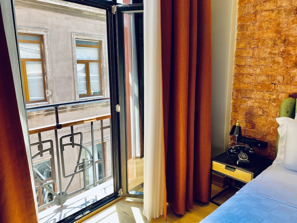 Ruz Hotels Tünel 16