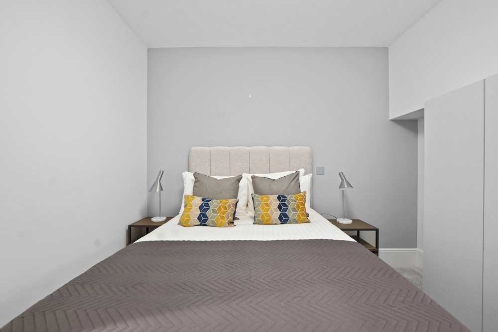 Victoria House by Q Apartments 13