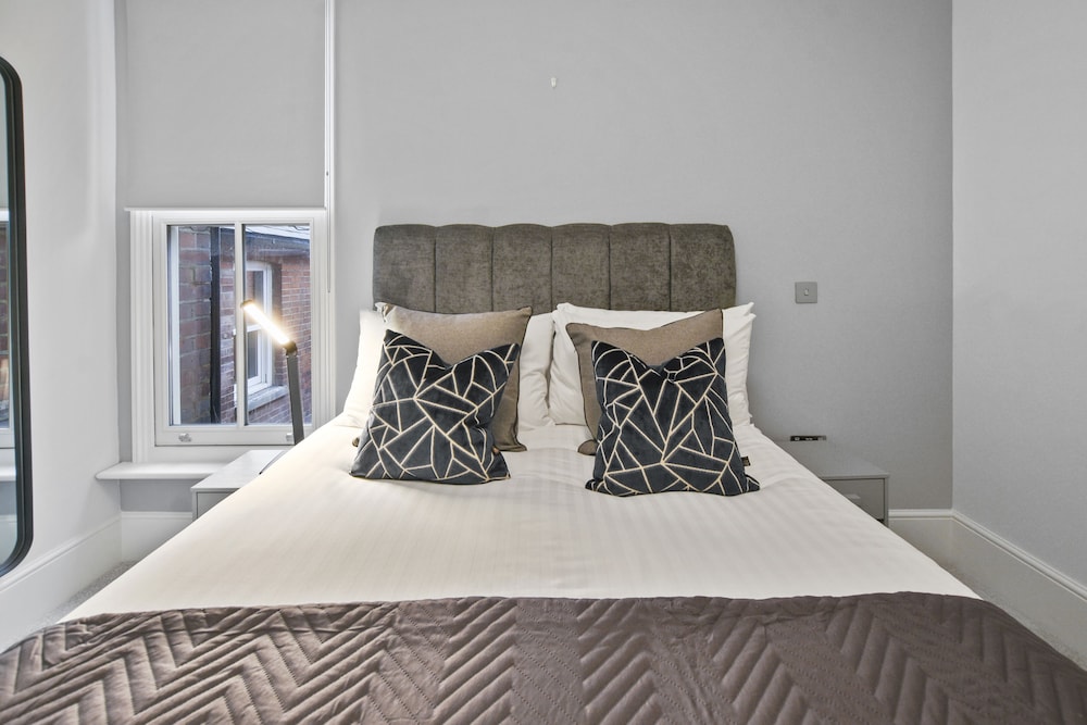Victoria House by Q Apartments 15
