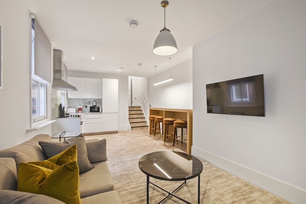 Victoria House by Q Apartments 20