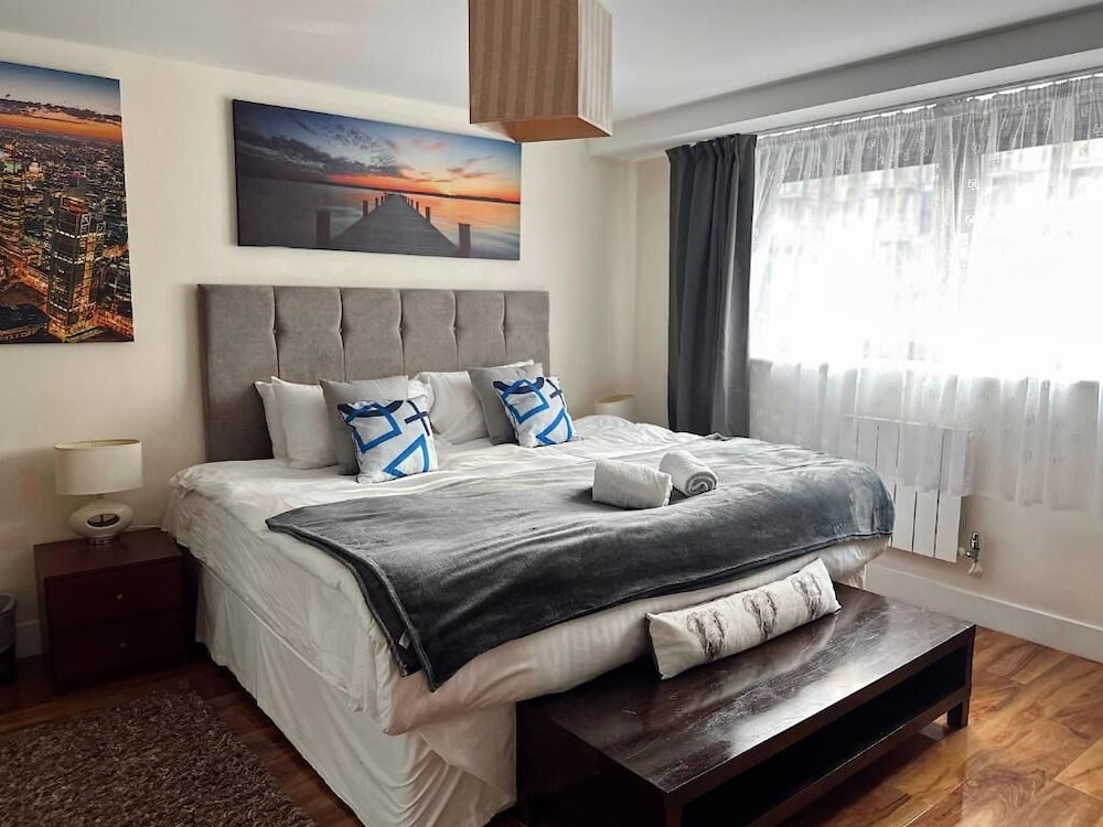 Canary Wharf - Luxury Apartments 20