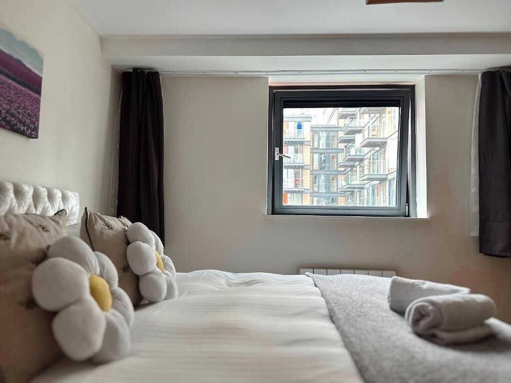Canary Wharf - Luxury Apartments 17