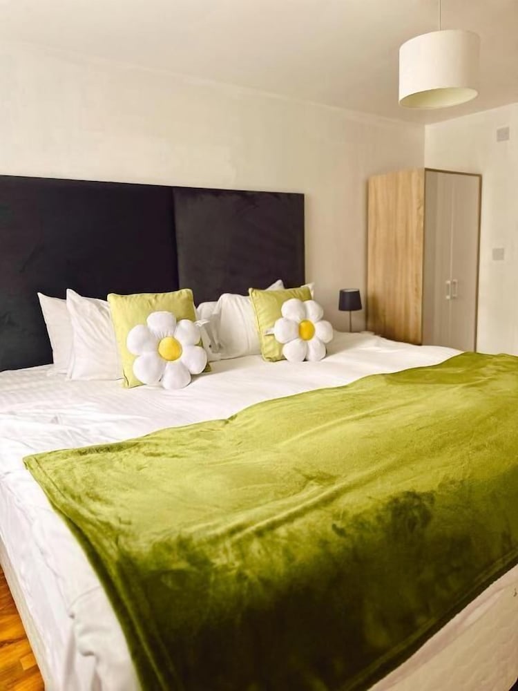Canary Wharf - Luxury Apartments 2
