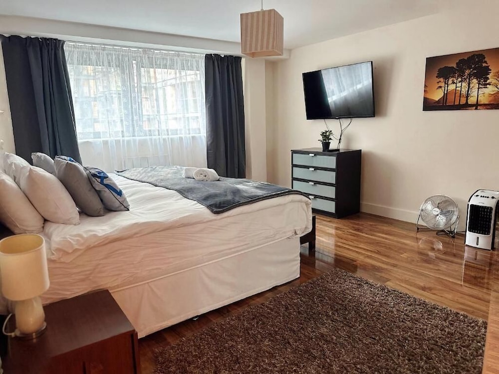 Canary Wharf - Luxury Apartments 24