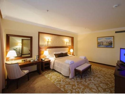 President Hotel 8