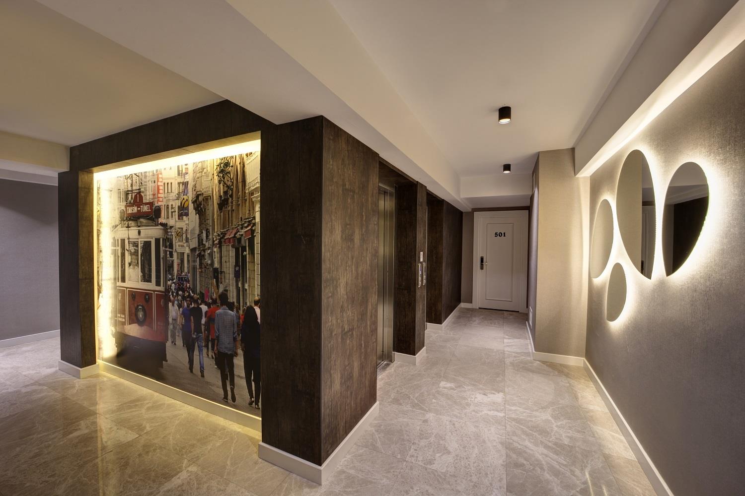Dora Pera Hotel 12