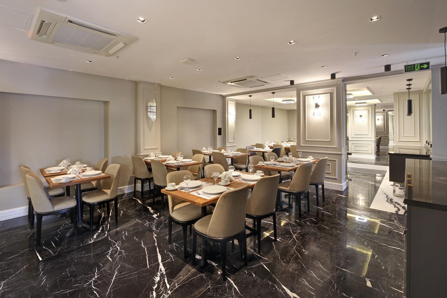 Dora Pera Hotel 21